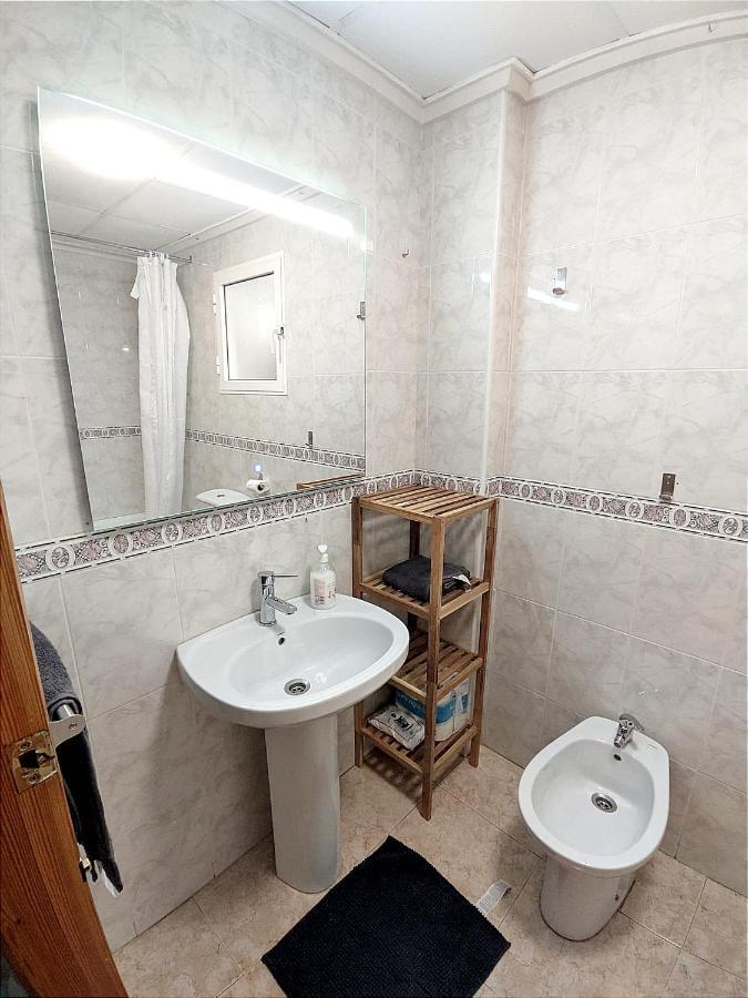 Modern Apartment 3Mins Walk To Playa Del Cura Beach ตอร์เรเวียคา ภายนอก รูปภาพ
