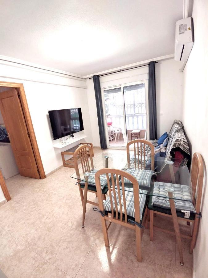 Modern Apartment 3Mins Walk To Playa Del Cura Beach ตอร์เรเวียคา ภายนอก รูปภาพ